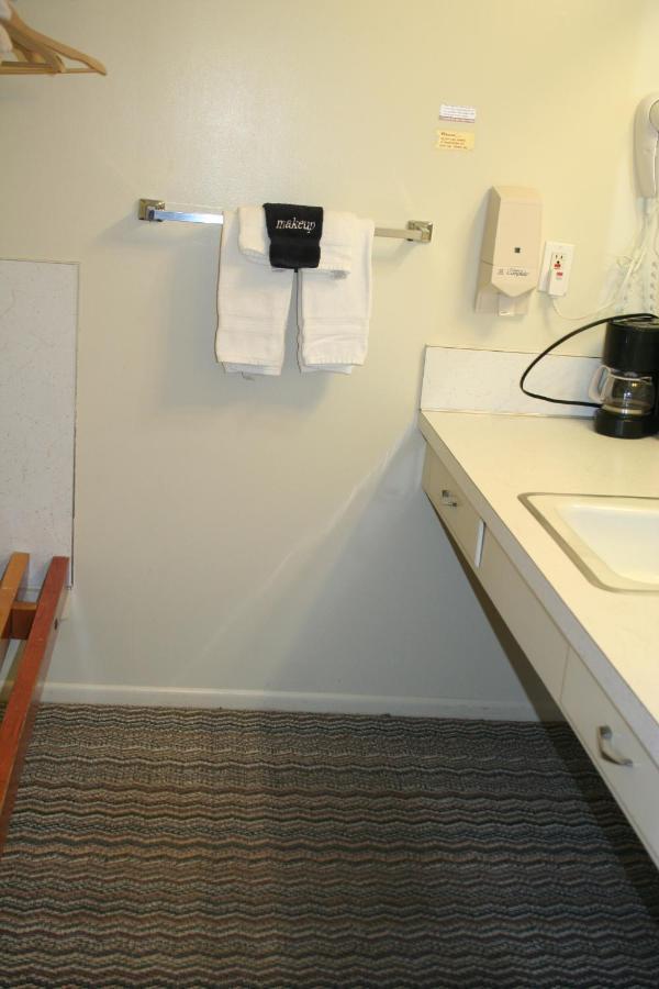 Bryce Zion Inn Hatch Bagian luar foto