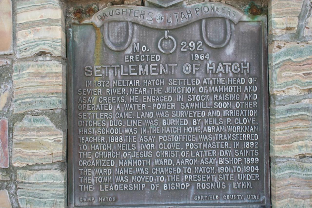Bryce Zion Inn Hatch Bagian luar foto
