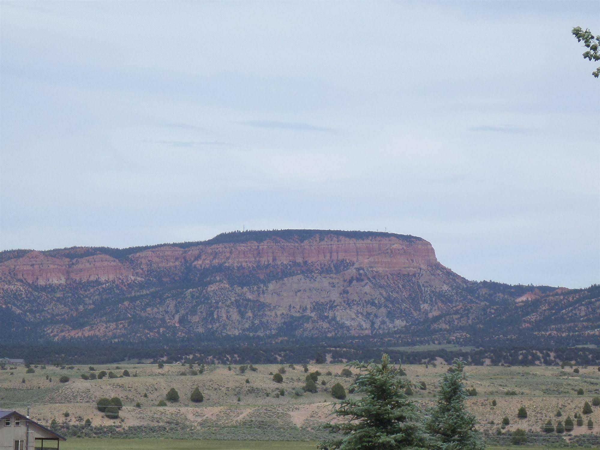 Bryce Zion Inn Hatch Bagian luar foto